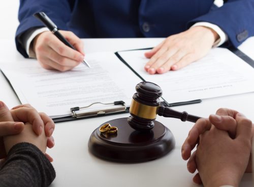 What Happens at a Temporary Orders Hearing in an Illinois Divorce?